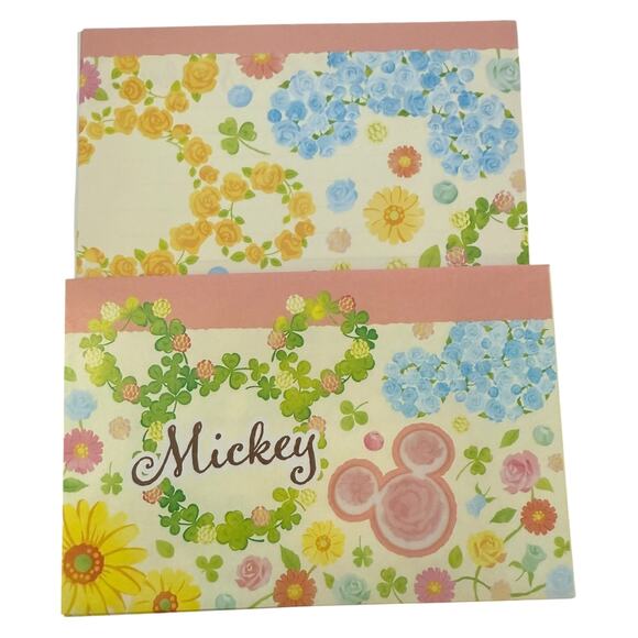Disney Mickey Mouse Floral Paper Envelope Writing Letter Set NEW - Picture 2 of 6